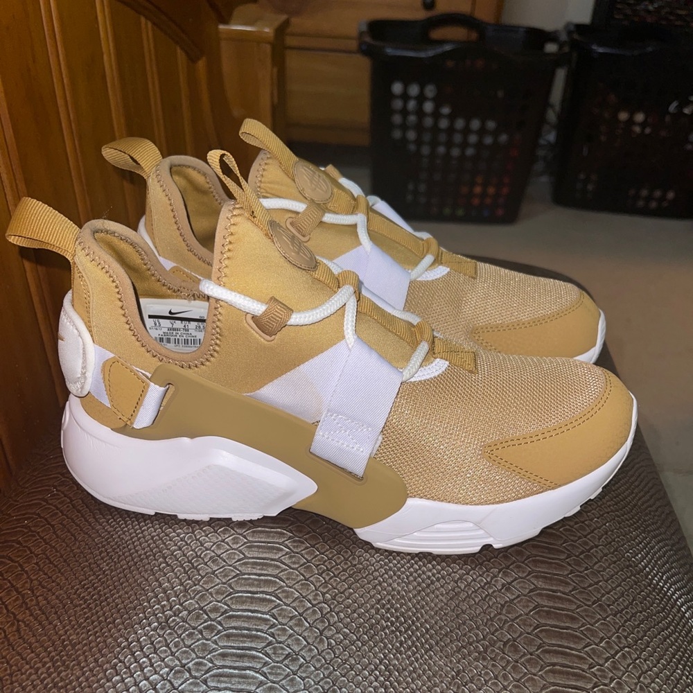 Nike Huarache with changeable backs